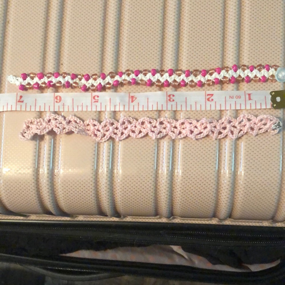 🏵2 handmade crocheted bracelets in pink
